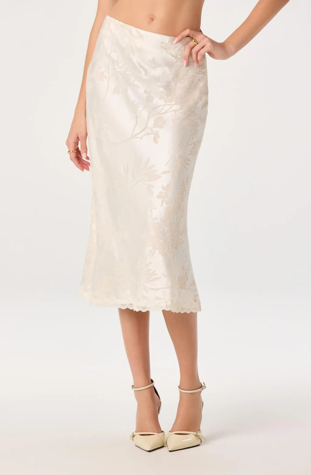 ASTR Windey Satin Midi Skirt