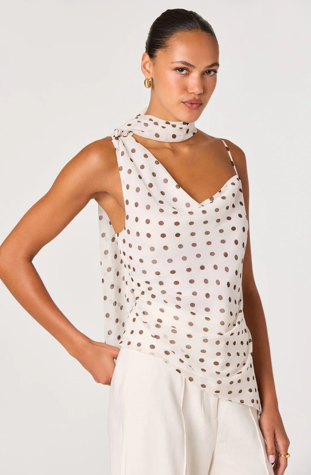 ASTR The Label Adrie Poka Dot Top