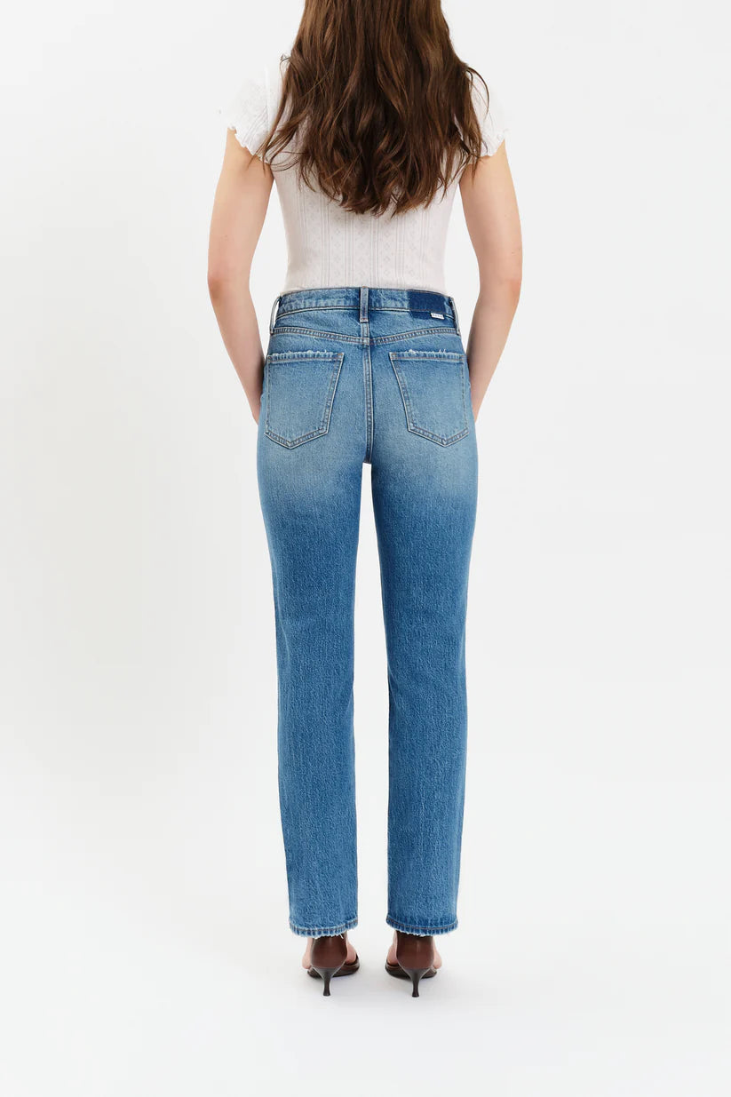 Daze Denim Smarty Pants High Rise Slim Straight