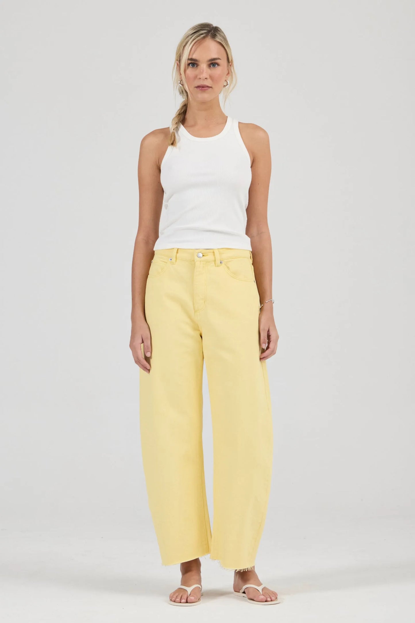 Rolla's Arc Barrel Jean