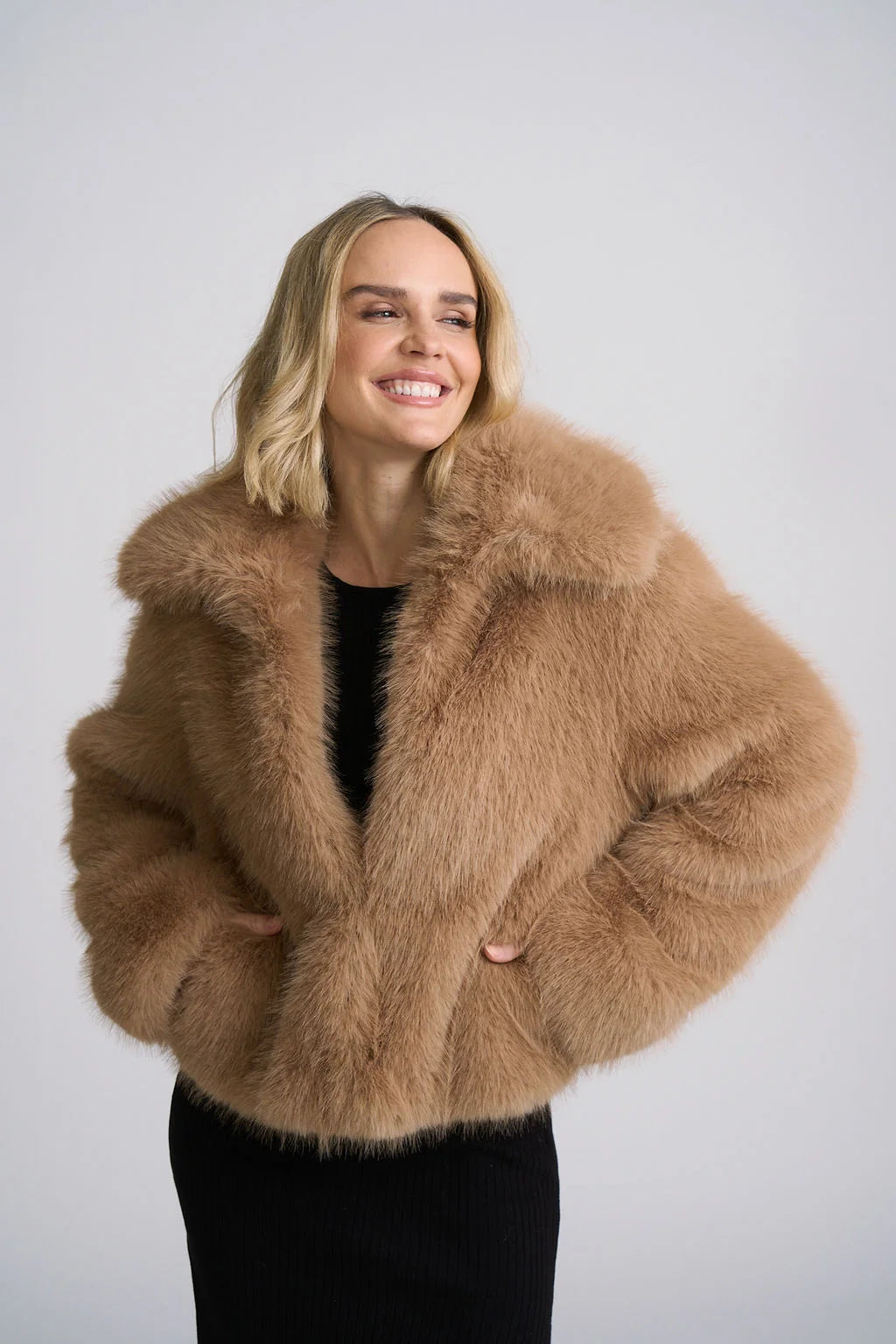 Mauritius Sienna OS Faux-Fur Jacket