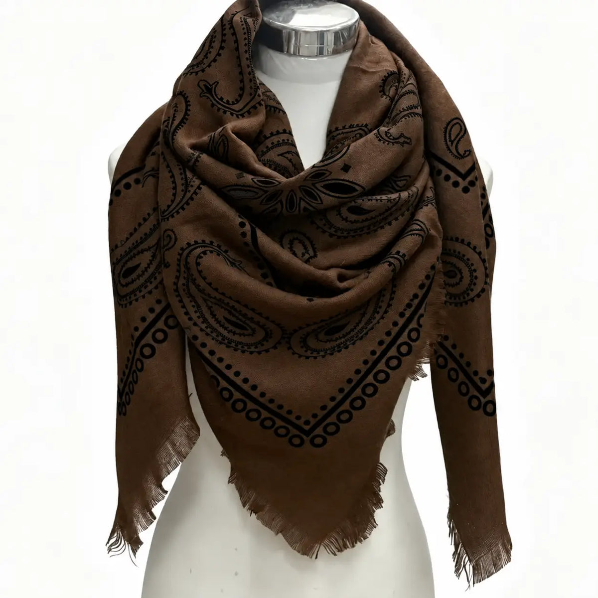 Lineta K2 Square Wool Scarf with Paisley Pattern